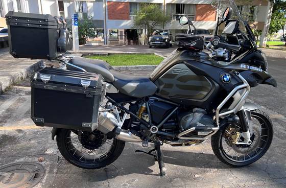 BMW R 1250 GS ADVENTURE PREMIUM + EXCLUSIVE 